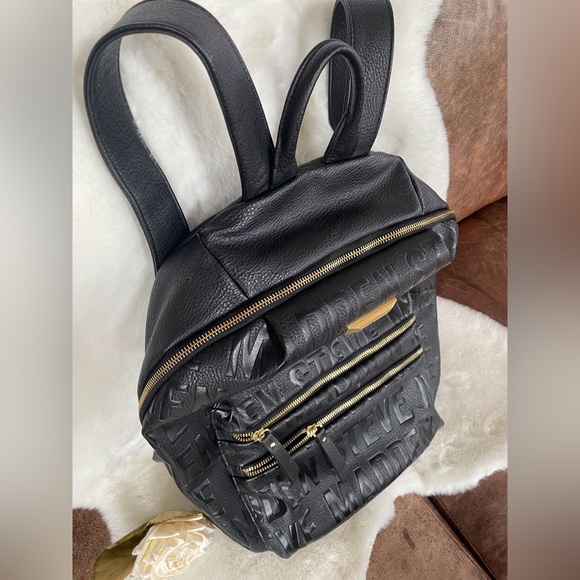 STEVE MADDEN LOGO BACKPACK BLACK w/Gold tone hardware Adjustable Straps - Picture 2 of 16